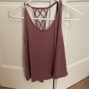 Lululemon workout tank size 4